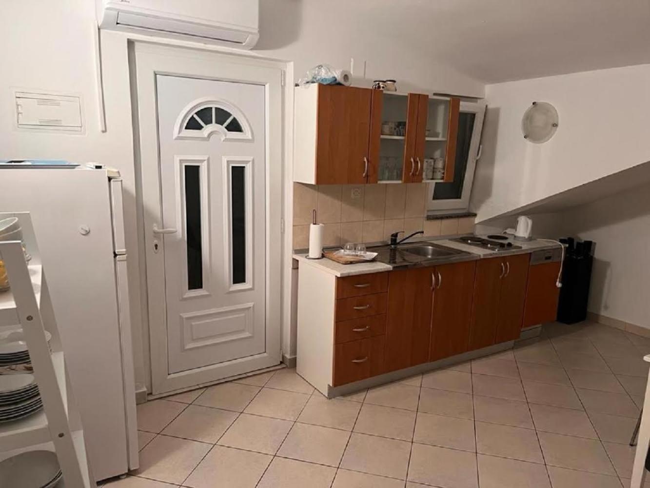Sid Apartment